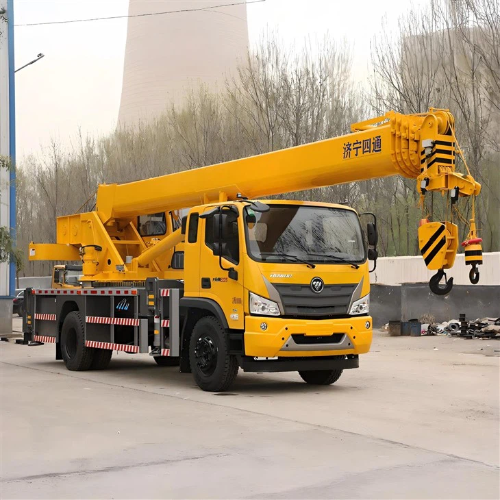 Foton Ruiwo Dajin Gang ES5 190 HP 4×2 24-Ton žerjav